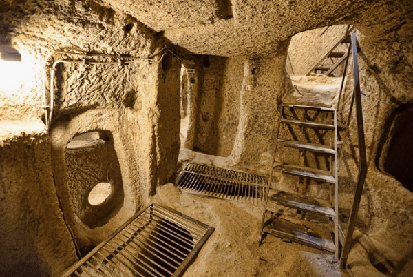10-incontournables-a-visiter-au-vietnam-tunnel-cu-chi