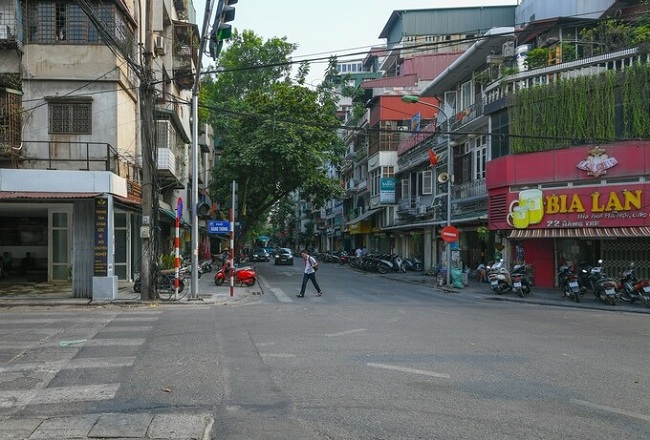 agendatour-vieux-quartier-hanoi-croisement-hang-tre-hang-thu-aujourdhui