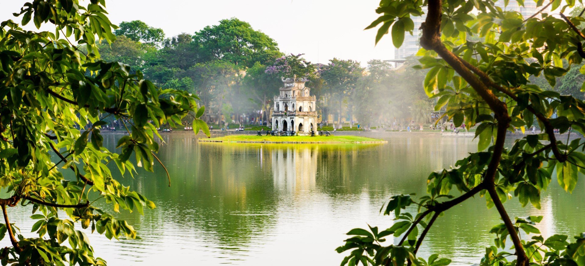 Découvrez l'Asie du Sud-Est avec Agenda Tour  Votre Partenaire de Voyage au Vietnam, Laos et Cambodge
