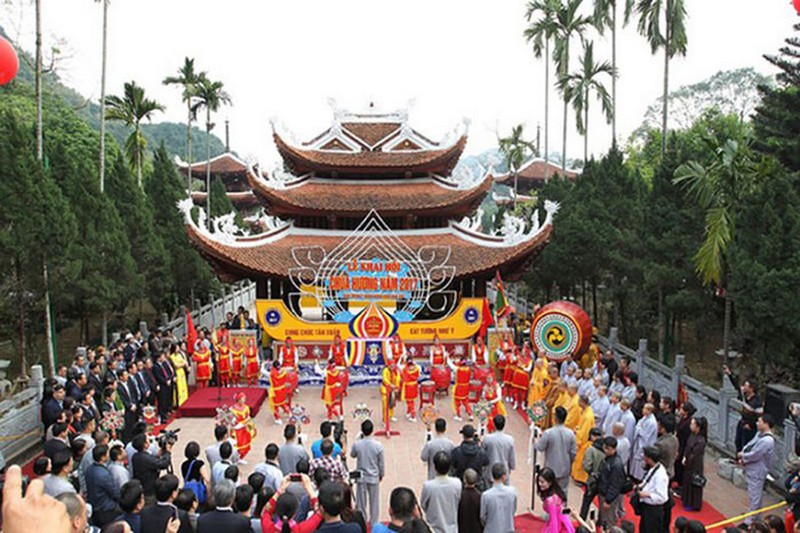 les-attractions-populaires-au-vietnam-pour-les-canadiens-8