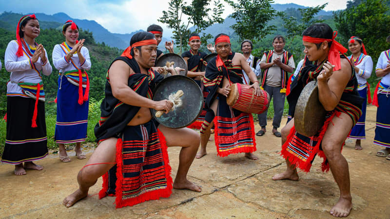 Découvrir les ethnies locales au Laos:  Une Expérience Inoubliable