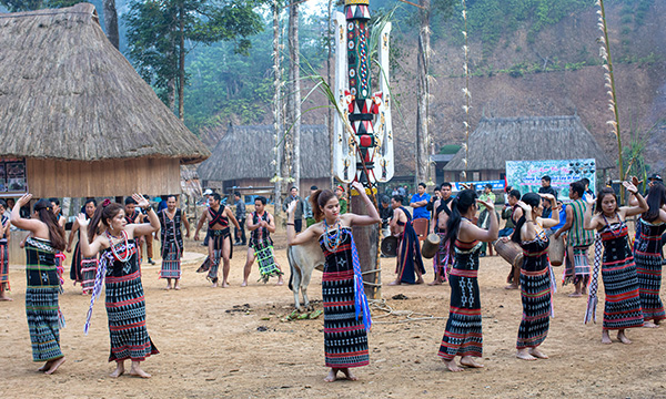 Découvrir les ethnies locales au Laos:  Une Expérience Inoubliable