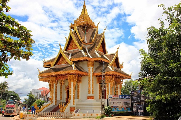 temple-wat-si-muang