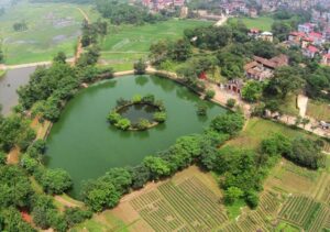 Voyage au Vietnam: En banlieue de Hanoi, la passion au bout de la ligne