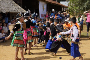 Rencontre avec les ethnies locales au Laos : Découvrez leur culture authentique et traditions uniques
