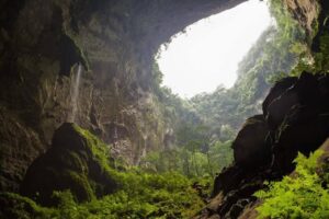 Phong Nha-Ké Bàng, la plus grande caverne au monde