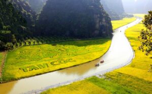 Baie d’ halong terrestre vietnam