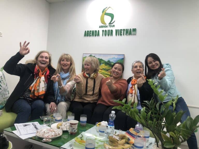 z5225580299878 52febe9259d7ff8b3d06114dd848558f - agence locale voyage Vietnam Laos Cambodge -Agenda Tour