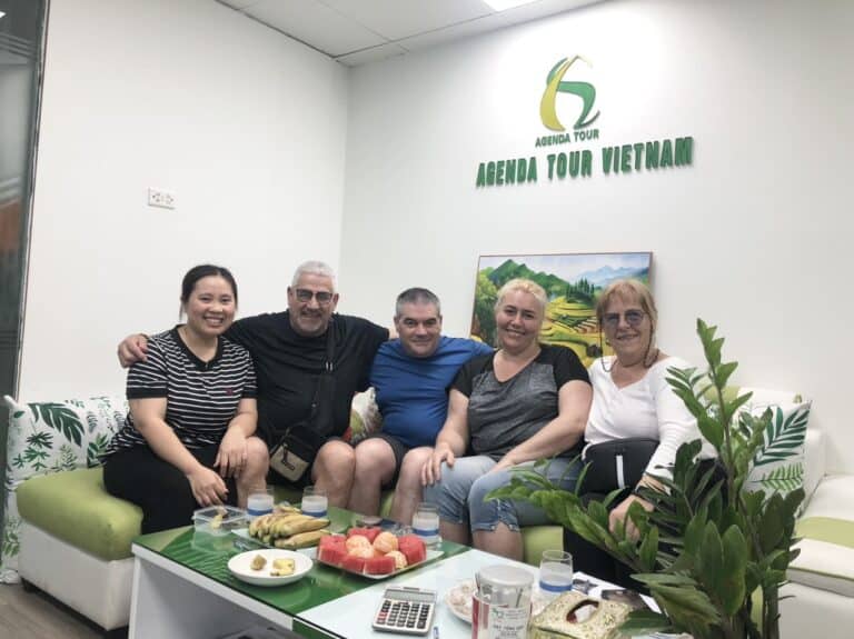 z5343603899681 624a1fc37fefb0b25db272a1b49c82a9 - agence locale voyage Vietnam Laos Cambodge -Agenda Tour