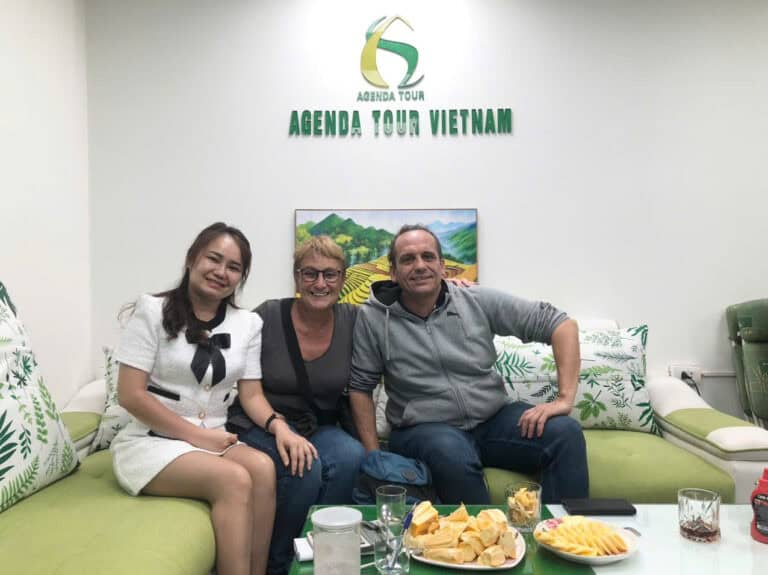 z6193637732158 bdb34f7c4428c3e48e6e357f0f6bcd5a - agence locale voyage Vietnam Laos Cambodge -Agenda Tour
