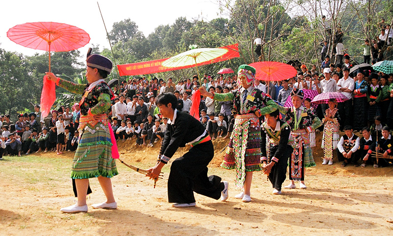 Ethnie Hmong: Un Trésor Culturel Fascinant Au Coeur de l’Asie du Sud-Est