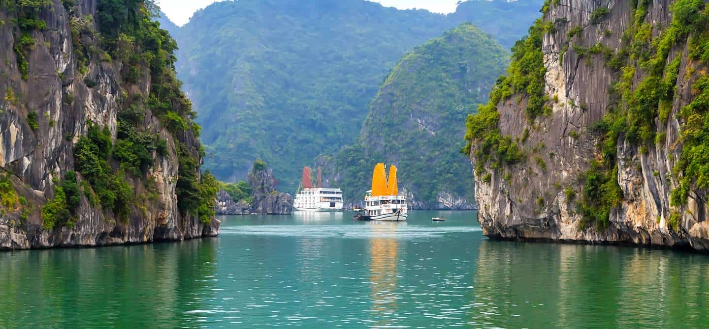Jonques baie d'Halong : 10 jonques privées, loin des foules