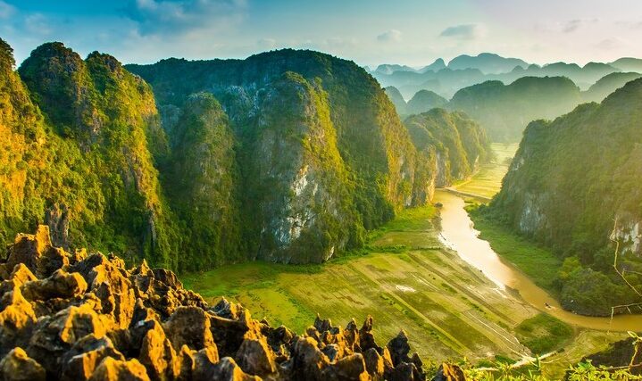 Pourquoi les Belges aiment Voyager au Vietnam - Un voyage entre traditions, paysages et hospitalité