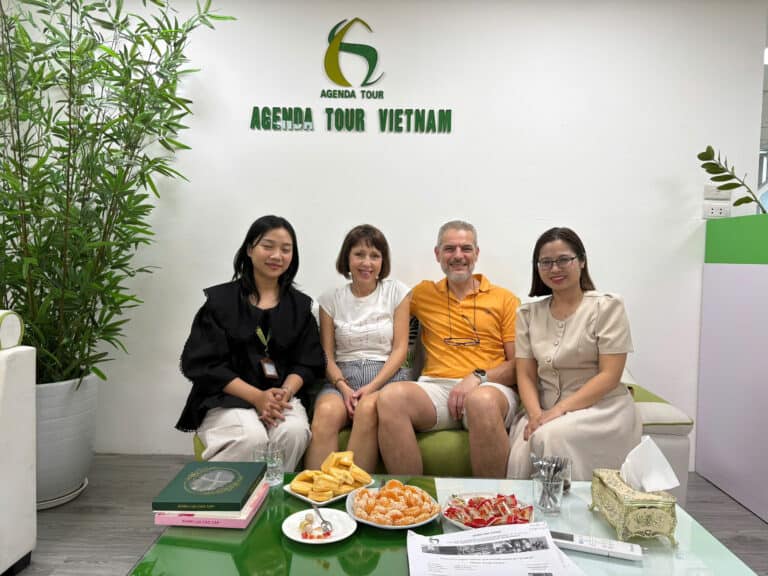Agenda Tour Vietnam, agence de voyage locale, avec équipe accueillante.