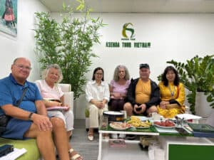 Balade en groupe pour découvrir le Vietnam avec Agenda Tour Vietnam.